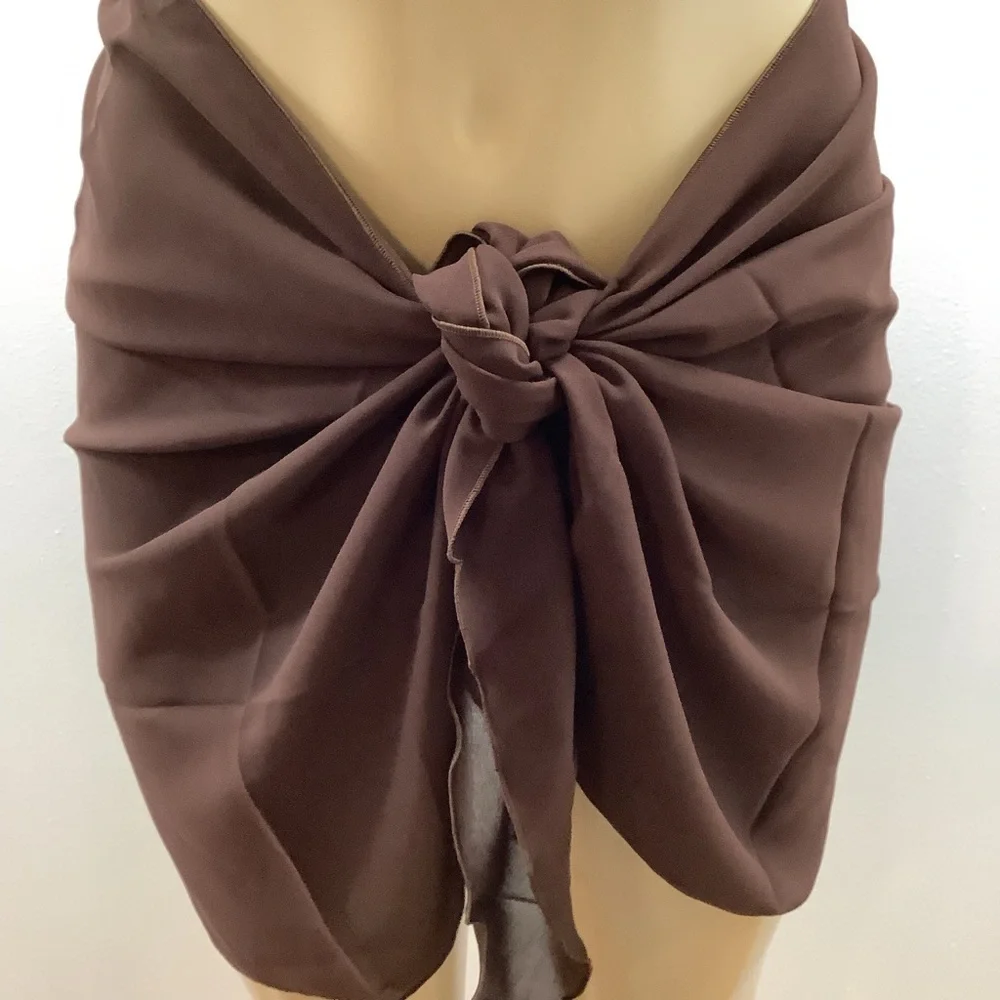 Zuliana Stylish Wrap/Skirt/Scarf in Green, Burgundy and Brown One Size. - Picture 6 of 8